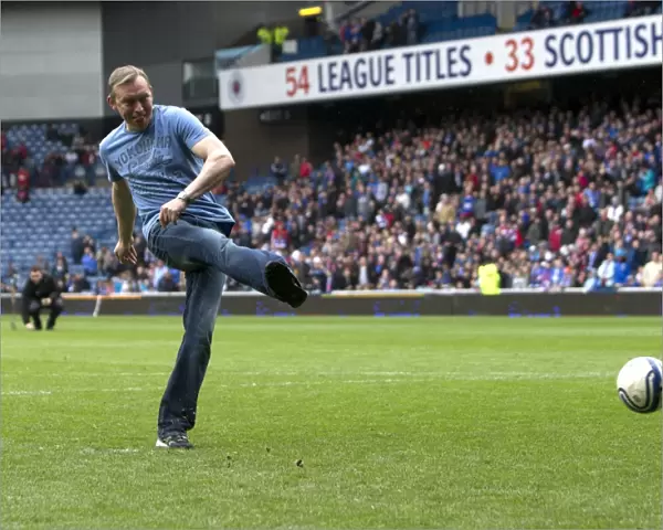 Rangers Legends vs Manchester United Legends: A High-Stakes Half Time Penalty Shootout at Ibrox Stadium