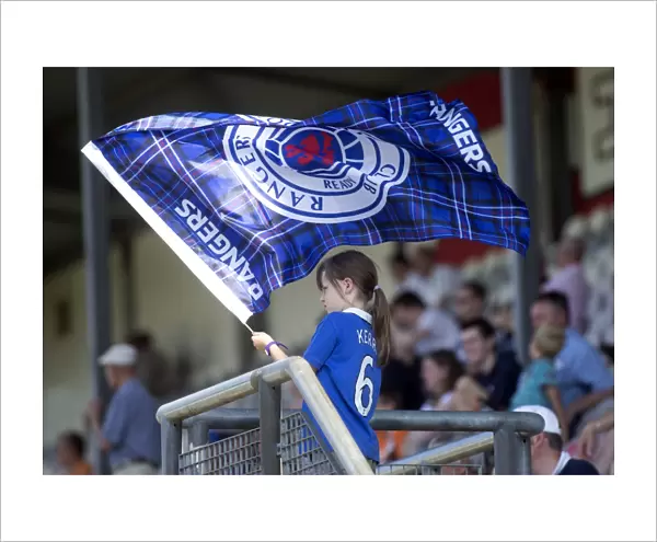 Rangers Fan's Euphoric Moment: 1-0 Victory over FC Emmen at Meerdijk Stadium