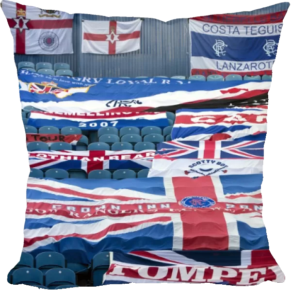 Rangers at Hillsborough: A Sea of Flags Amidst Sheffield Wednesday's 1-0 Lead - Pre-Season Friendly