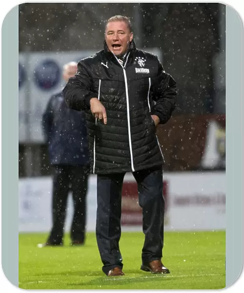 Ally McCoist Rallies Rangers: A Fighting Draw Against Dundee (1-1)