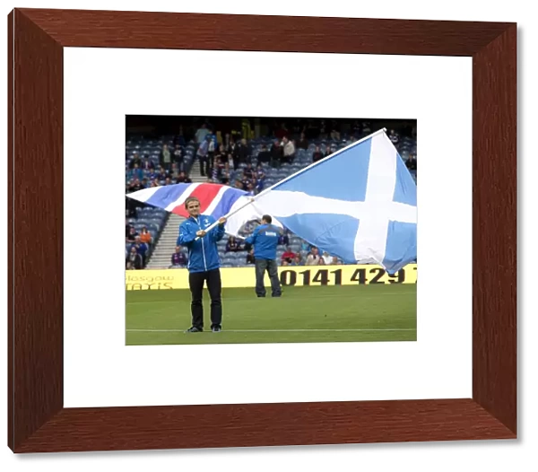 Rangers vs Newcastle United: A 1-1 Draw at Ibrox Stadium - Flag-Bearing Pride