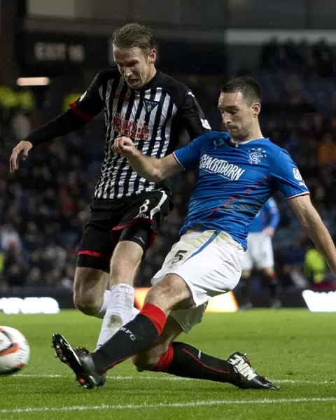Rangers vs Dunfermline Athletic: A Legendary Scottish Cup Clash at Ibrox - Lee Wallace vs Robert Thomson (2003 Winners)