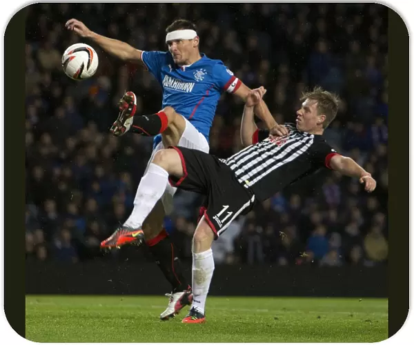 Intense Battle for Supremacy: Rangers vs Dunfermline Athletic in SPFL League 1 at Ibrox Stadium