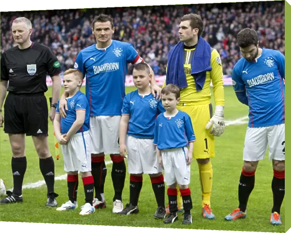 Rangers Football Club: Triumphant Scottish Cup Victory (2003) - Lee McCulloch and Mascots Celebrate