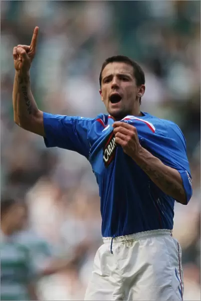Nacho Novo's Dramatic Goal: Celtic's Thrilling 3-2 Comeback Over Rangers (Clydesdale Bank Premier League)