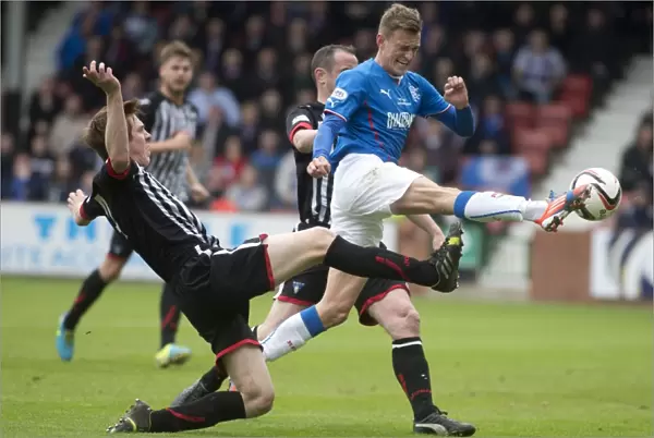 Rangers Dean Shiels: Pursuing Victory - Attempting a Shot Against Dunfermline Athletic in Scottish League One (Scottish Cup Winners 2003)