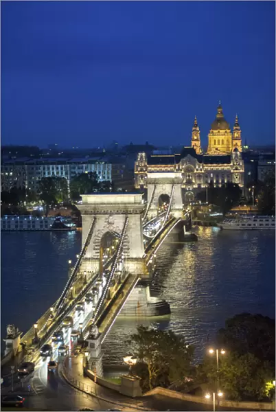 Europe, Hungary, Budapest, Chain Bridge, night, Danube River