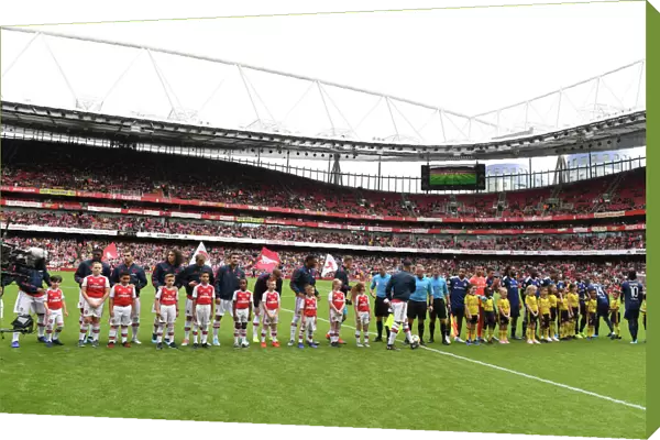 Arsenal v Olympique Lyonnais - Emirates Cup