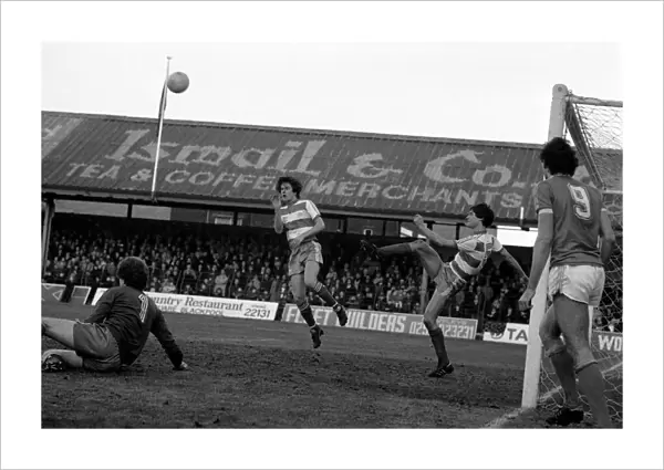 English FA Cup match. Blackpool 0 v Queens Park Rangers 0. January 1982 MF05-17-011