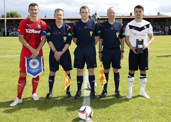 2003 Scottish Cup Winning Captains: Lee McCulloch of Rangers and Brora Rangers Lead the Teams Out