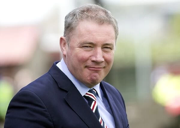 Ally McCoist Leads Rangers to Victory: East Stirlingshire 2-4 Rangers (Scottish Third Division Soccer)