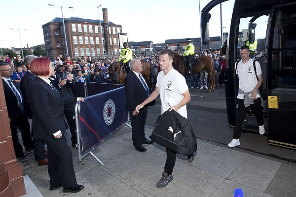 Andy Halliday Arrives at Ibrox for Europa League Showdown against NK Maribor