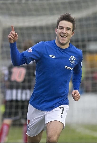 Andy Little's Debut Goal: Rangers Thrashing of Elgin City in Scottish Third Division (6-2)