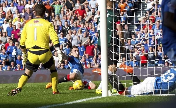 Barrie McKay Scores the Thrilling Winner for Rangers at Ibrox Stadium