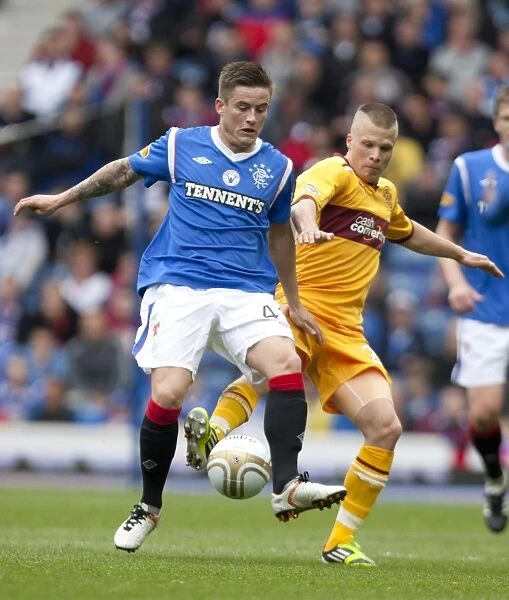 A Battle at Ibrox: Rangers vs Motherwell - McCabe vs Law: Scoreless Draw in the Scottish Premier League