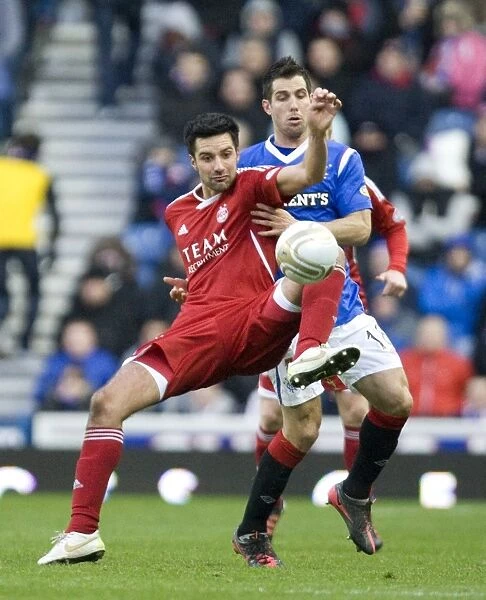 Bocanegra vs Fallon: A Riveting 1-1 Draw at Ibrox Stadium - Rangers vs Aberdeen, Scottish Premier League