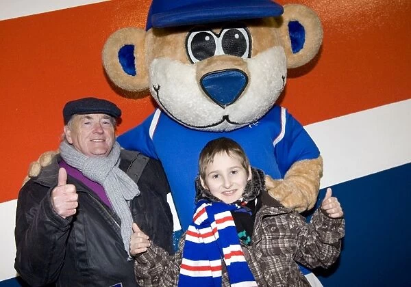 Family Fun at Ibrox: Thrilling 1-1 Draw between Rangers and Aberdeen in the Broomloan Stand