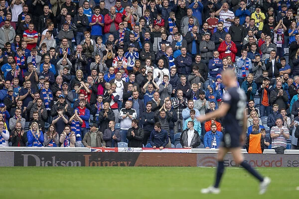 Farewell Kenny Miller: A Classy Send-Off by Rangers Fans Amidst Emotional Send-Off at Ibrox