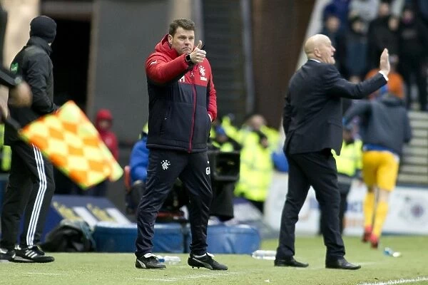 Graeme Murty's Motivation: Fifth Round Thumbs-Up at Ibrox Stadium, Rangers Scottish Cup Match (2003)