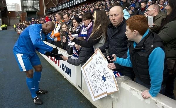 A Heartfelt Reunion at Ibrox: Marvin Andrews Connects with Rangers Fans at the Fernando Ricksen Tribute Match