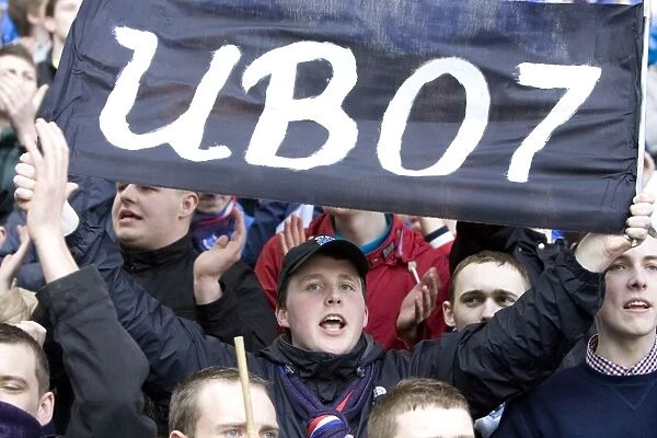 Ibrox Showdown: Rangers Fan's Disappointment (1-2) - Heartbreaking Moment for the Home Team