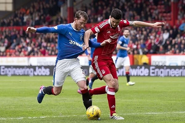 Intense Rivalry: Garner vs O'Connor Battle at Pittodrie Stadium - Rangers vs Aberdeen, Ladbrokes Premiership