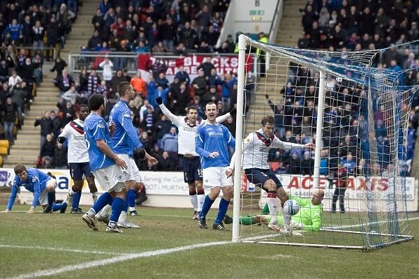 Jelavic's Game-Winning Goal: Rangers 2-1 St. Johnstone (Clydesdale Bank Scottish Premier League)