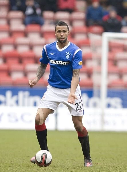 Kyle Bartley's Unstoppable Performance: Rangers 4-1 Victory Over Dunfermline in the Scottish Premier League