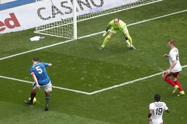 Lee Wallace Scores the Winning Goal for Rangers Against Kilmarnock in the Ladbrokes Premiership at Ibrox Stadium