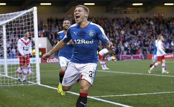 Martyn Waghorn's Thrilling League Cup Goal Celebration vs Airdrieonians at Excelsior Stadium