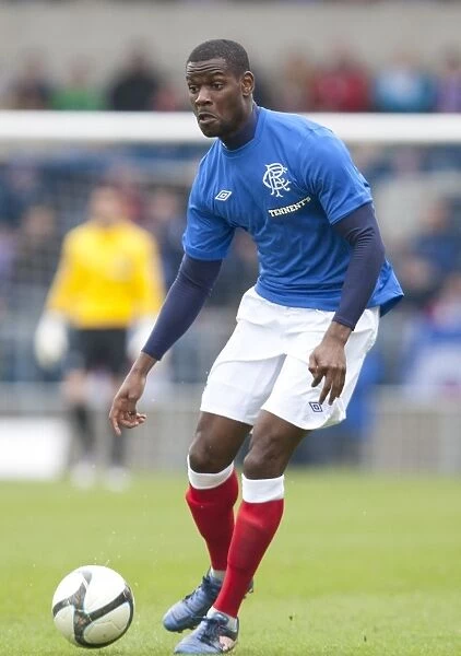 Maurice Edu Scores the Decisive Goal: Rangers Take a 2-0 Lead over Linfield at Windsor Park