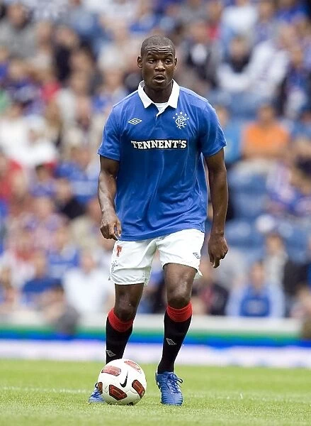 Maurice Edu Scores the Thrilling Winner for Rangers Against Newcastle United (2-1) at Ibrox