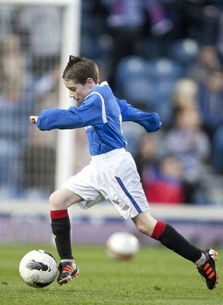 A Memorable Half Time Debut: Rangers U11 & 12s Shine in 5-0 Victory over Dundee United at Ibrox