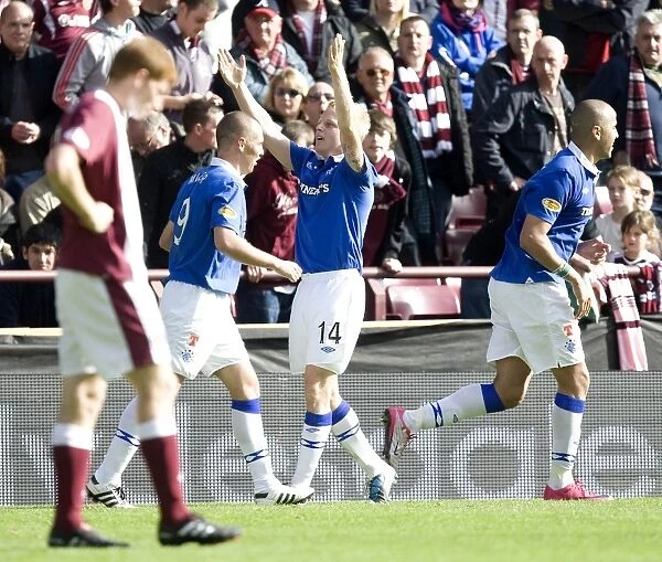 Naismith's Dramatic Winner: Rangers 2-1 Hearts (Scottish Premier League)