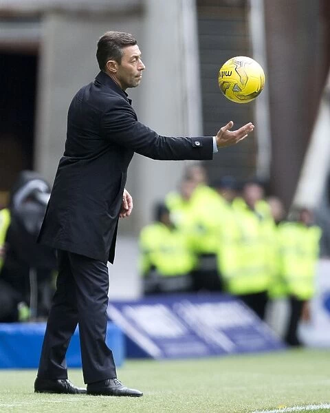 Pedro Caixinha Leads Rangers at Ibrox Stadium: Scottish Premiership Showdown Against Hamilton Academical (2003)