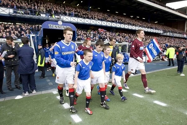 Rangers Captain Steven Davis with Mascots in Bittersweet Moment: Rangers 1-2 Hearts