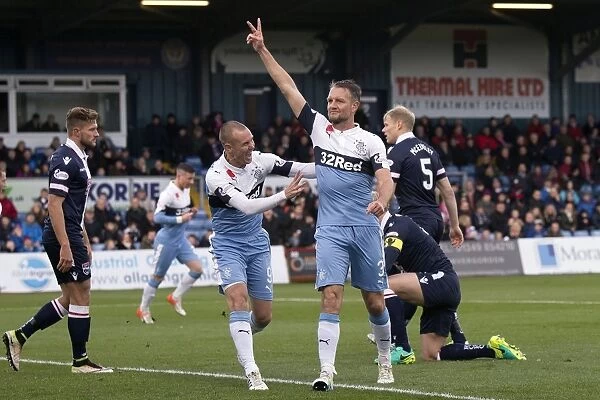 Rangers Clint Hill Thrills Fans with Stunning Goal vs. Ross County in Ladbrokes Premiership