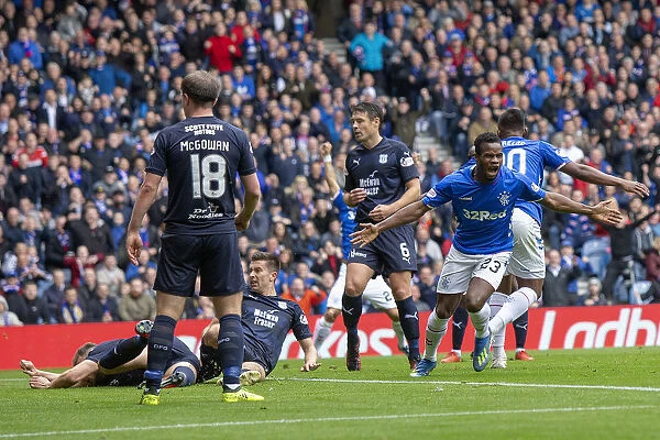 Rangers Coulibaly Scores Thrilling Goal in Epic Ibrox Showdown vs Dundee (Ladbrokes Premiership)