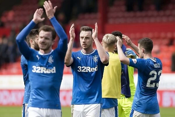 Rangers Danny Wilson Celebrates Aberdeen Victory: Saluting the Fans