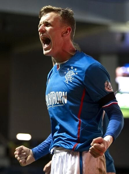 Rangers Dean Shiels Scores Brace in Scottish League One Victory over East Fife