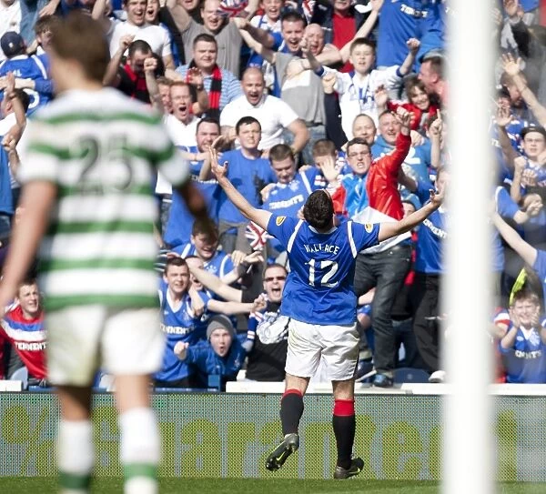 Rangers Euphoric Comeback: Lee Wallace Scores the Dramatic Winner Against Celtic (3-2) in the Scottish Premier League