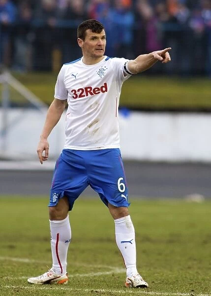 Rangers FC: Lee McCulloch Leading the Charge in Scottish Championship Match against Cowdenbeath (Scottish Cup Victors 2003)