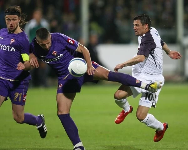 Rangers FC's Nacho Novo Leads Team to UEFA Cup Semi-Final Victory over ACF Fiorentina in Thrilling Penalty Shootout