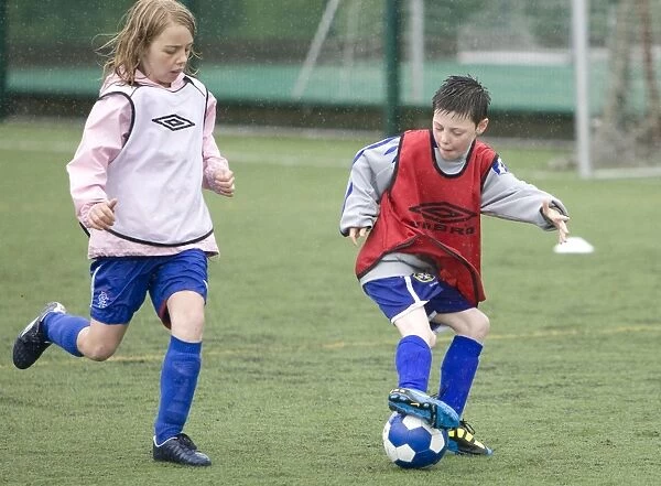 Rangers Football Club: Kids in Action at Stirling University's Gannochy Sports Centre - Summer Roadshow (2010)