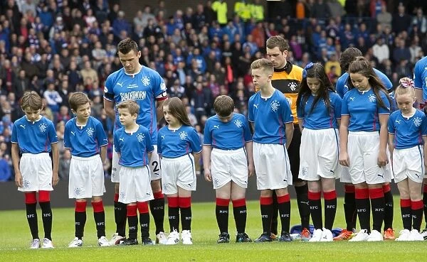 Rangers Football Club: A Moment of Silence for Sandy Jardine at Ibrox Stadium - In Honor of the Scottish Cup Winning Legend