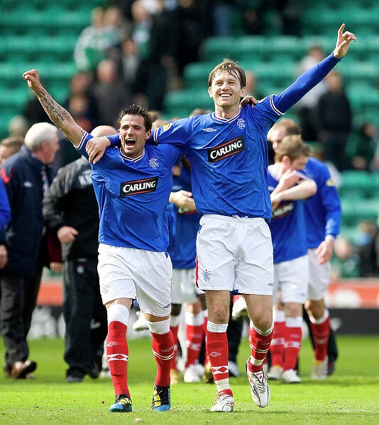 Rangers Football Club: Novo and Papac Celebrate SPL Title Win at Hibernian's Easter Road (2009-2010)