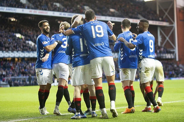 Rangers Football Club: Ryan Kent's Euphoric Moment - Scottish Premiership Victory over St. Mirren at Ibrox Stadium