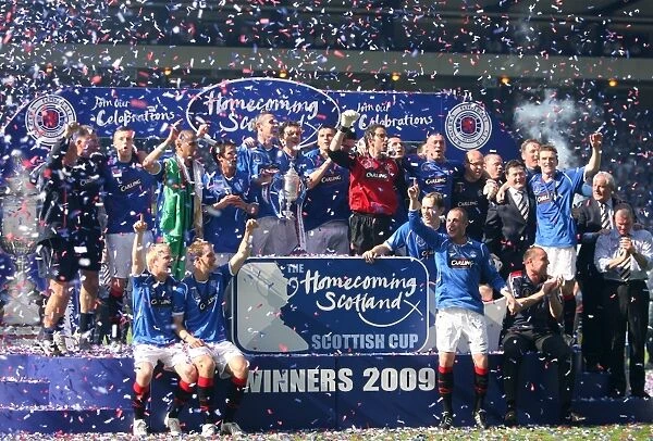 Rangers Football Club: Triumphant Homecoming as 2009 Scottish Cup Champions - Celebrating at Hampden Park