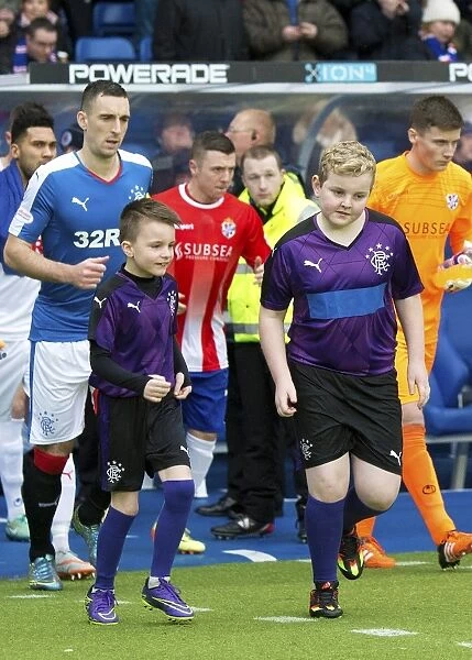 Rangers Football Club vs. Cowdenbeath: Lee Wallace and Mascots Celebrate in the William Hill Scottish Cup Final at Ibrox Stadium