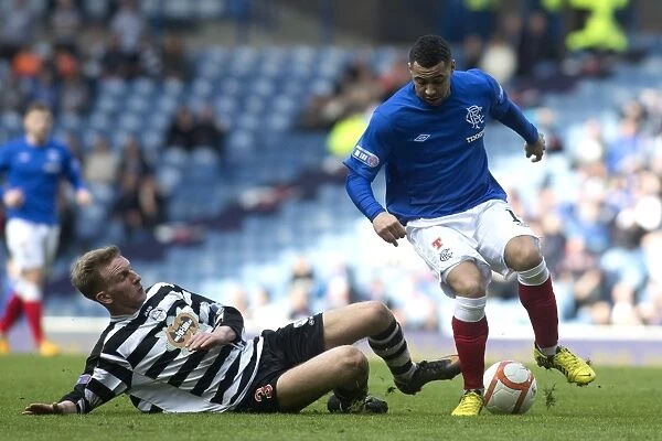 Rangers Kane Hemmings Scores Thrilling Goal Against East Stirlingshire in Scottish Third Division: 3-1 at Ibrox Stadium